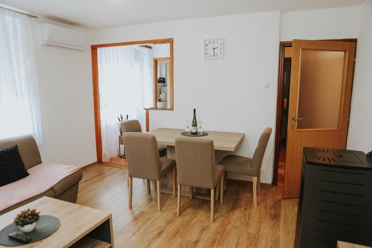 I&T Apartman Gospić Dış mekan fotoğraf