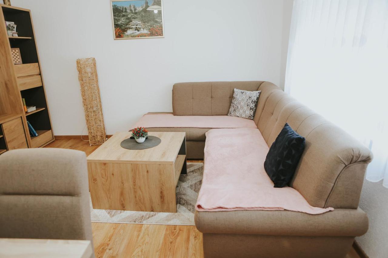I&T Apartman Gospić Dış mekan fotoğraf